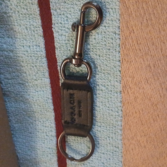 Coach Wolf Wallet Leather Keychain Set - Picture 3 of 13